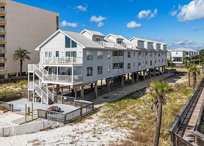 Cozy Beachfront With Pool Gulf Shores